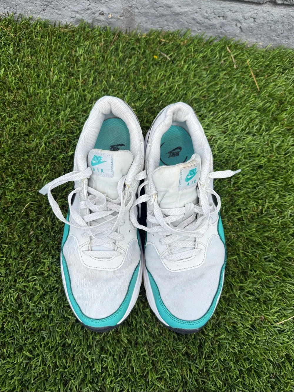 Nike Air Sneakers in White, Teal & Black